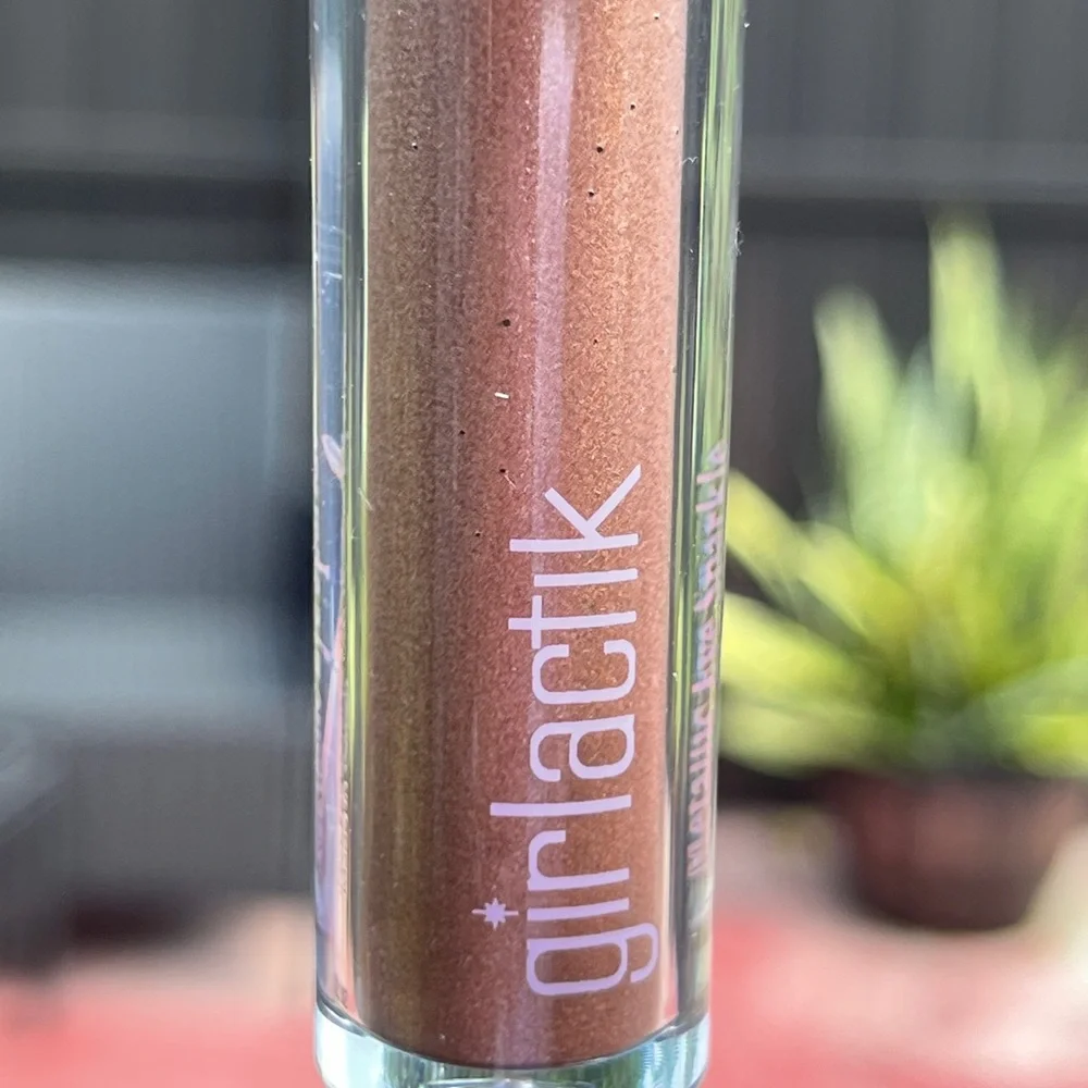 Girlactik Metallic Sparkle Liquid Eyeshadow in Glam - Picture 7 of 7